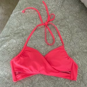 VS Pink twisted bikini top